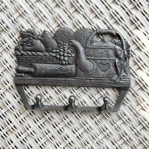 Cute Vintage Pewter Tea Towel Kitchen Wall Hook Hanging Holder